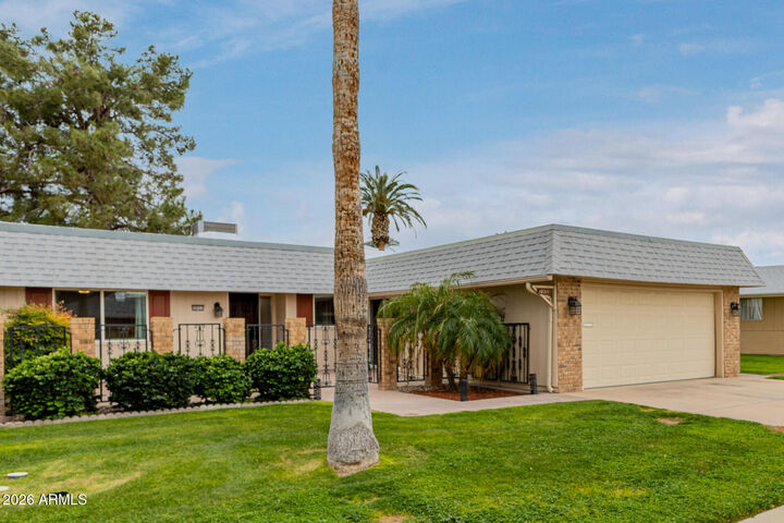 Property Photo:  10311 W Kingswood Circle  AZ 85351 