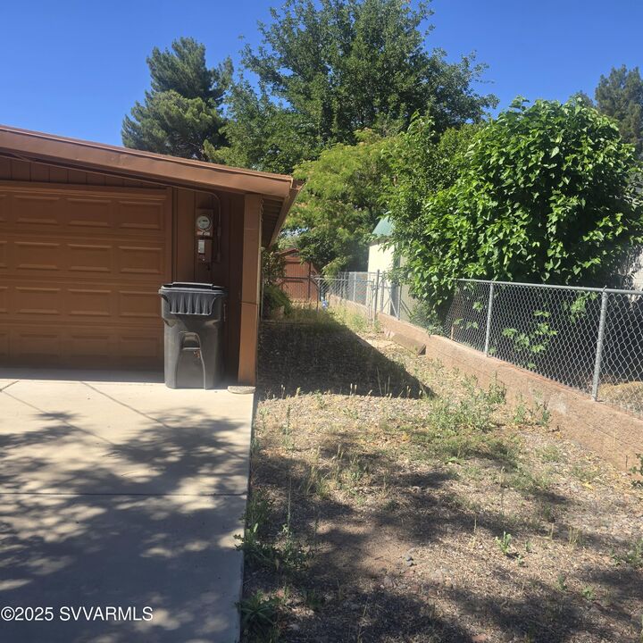 Property Photo:  3465 E Valley Lane  AZ 86335 