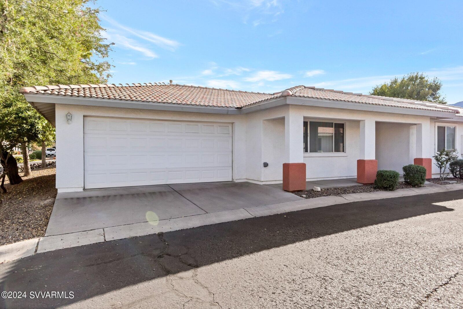 Property Photo:  831 E June Court  AZ 86326 