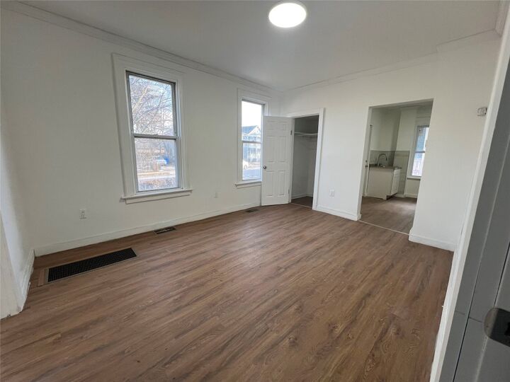 Property Photo:  24 Robinson 1  NY 13905 