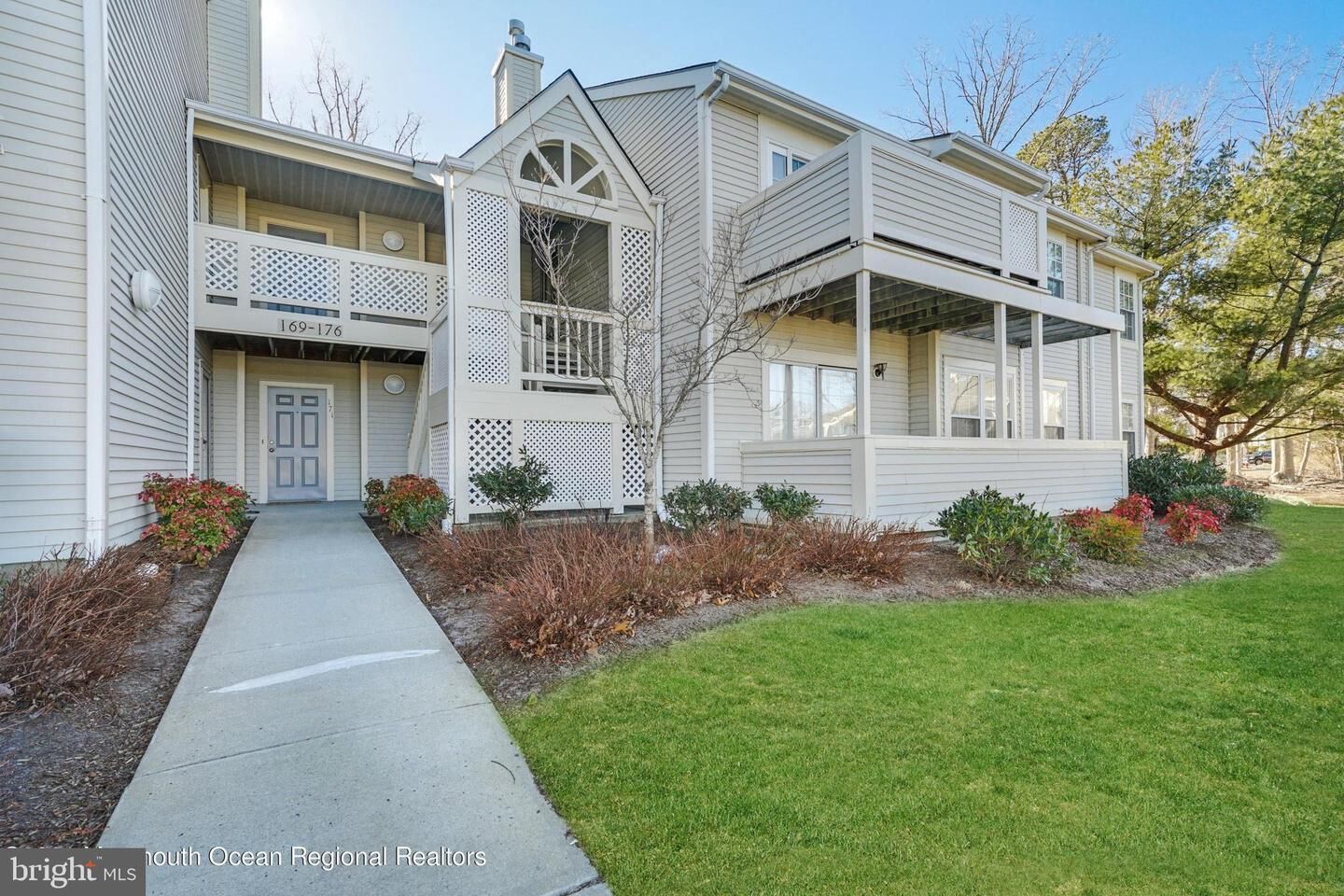 Property Photo:  174 Pinetree Court  NJ 07731 