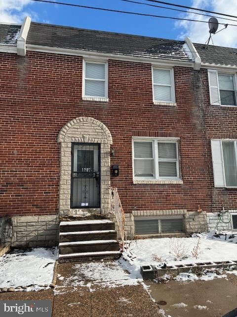 Property Photo:  1707 S Dover Street  PA 19145 