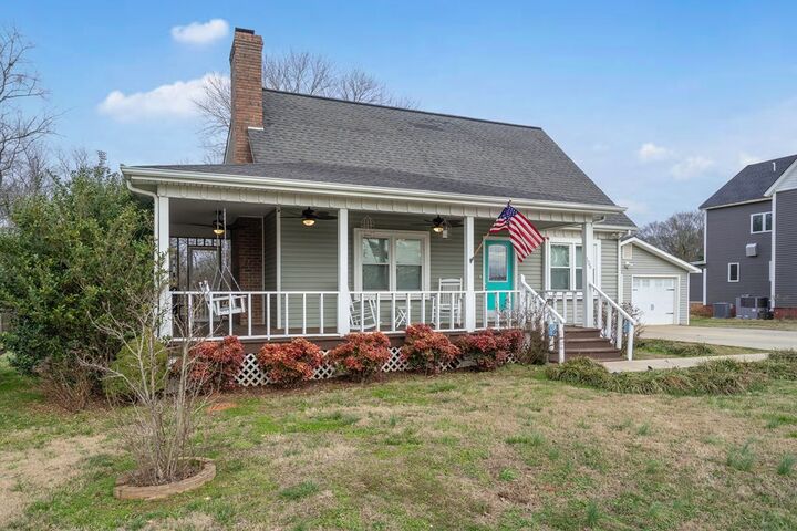 Property Photo:  106 Elm Street  GA 30705 