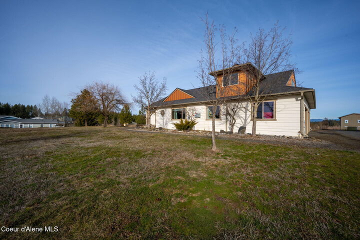 Property Photo:  30716 S Sunray Trl  ID 83876 