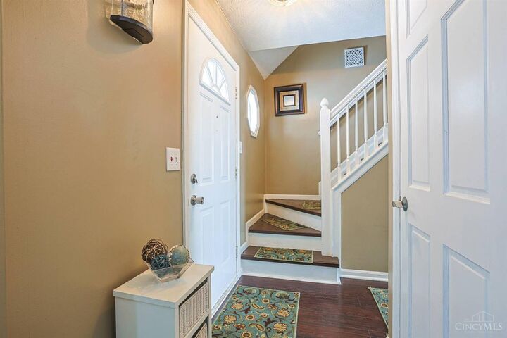 Property Photo:  6537 Countryside Trail  OH 45044 
