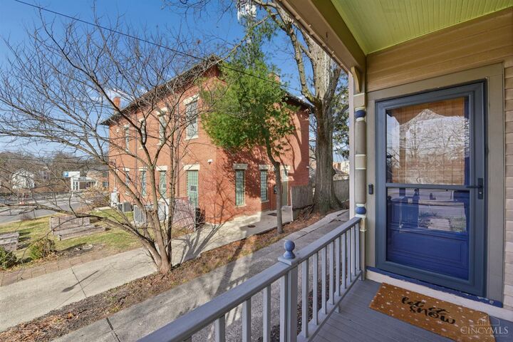 Property Photo: 3028 Montclair Avenue OH 45211