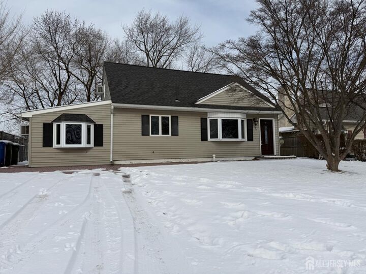 Property Photo:  39 Birch Terrace  NJ 08859 