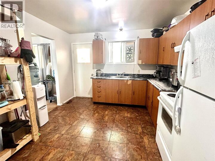 Property Photo: 156 Gwillim Crescent BC V0C 2W0