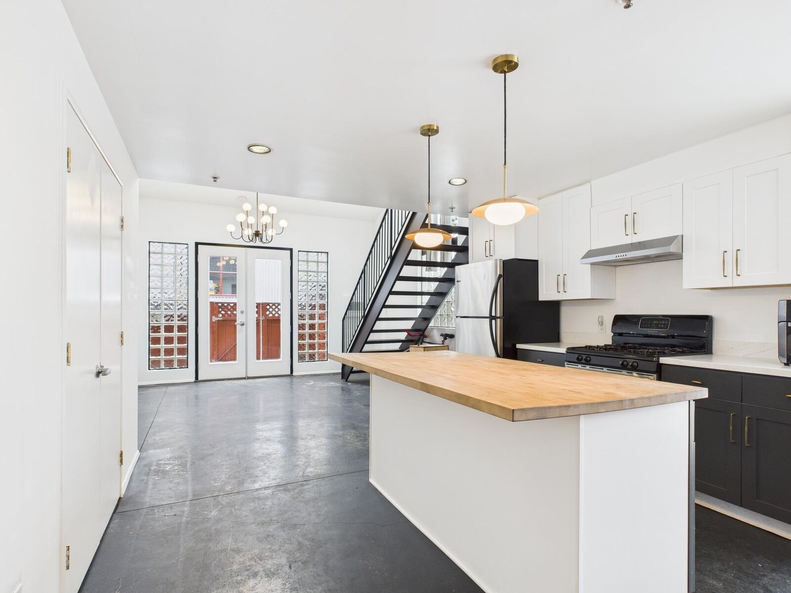 Property Photo: 3116 Adeline St 112 CA 94608