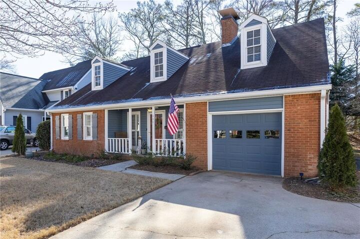 Property Photo: 111 Roswell Green Lane GA 30075