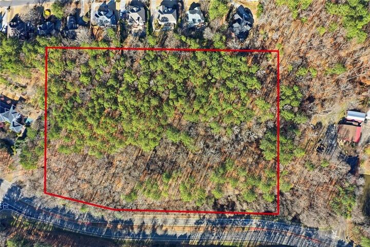 Property Photo: 1600 Sixes Road GA 30114