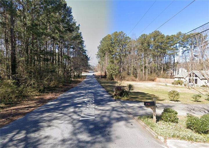 Property Photo: 3287 Village Glen Drive SW GA 30039