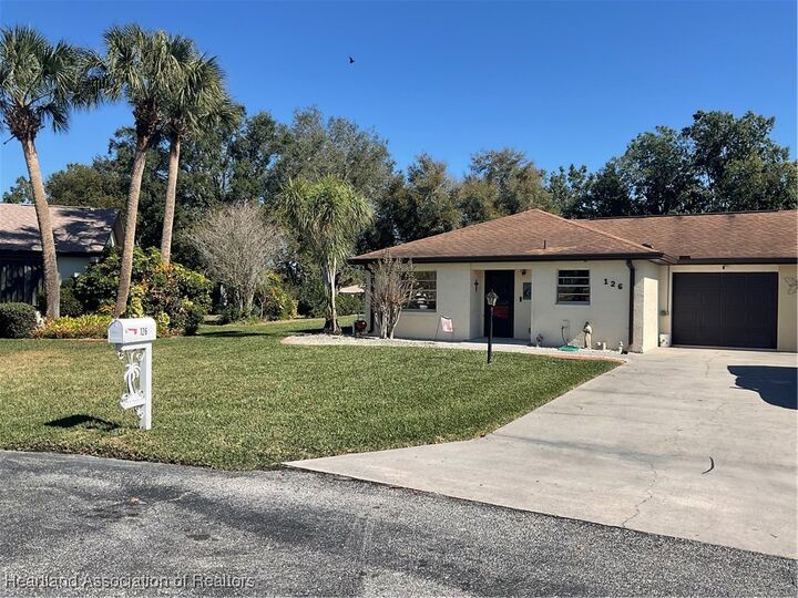 Property Photo:  126 Parkview Circle  FL 33852 