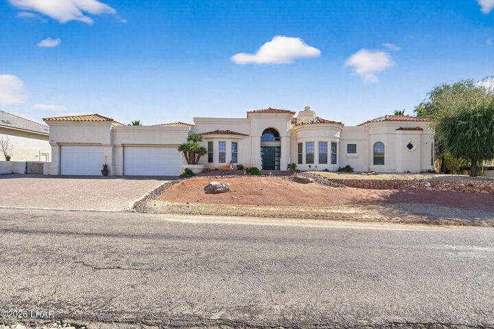 Property Photo:  2420 Stroke Dr  AZ 86406 