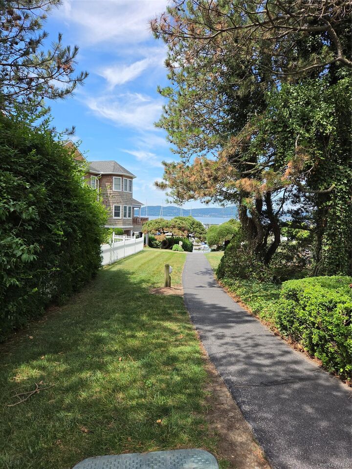 Property Photo:  F-15 Half Moon Bay Marina  NY 10520 