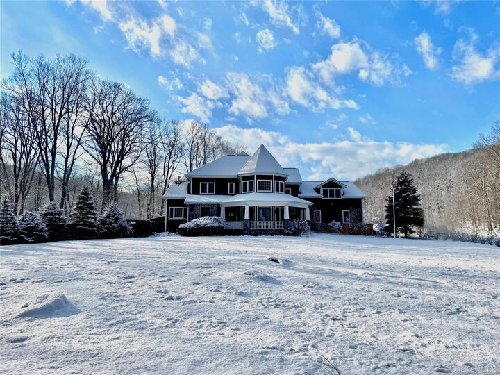 Property Photo:  1081 E Mountain Road S  NY 10516 