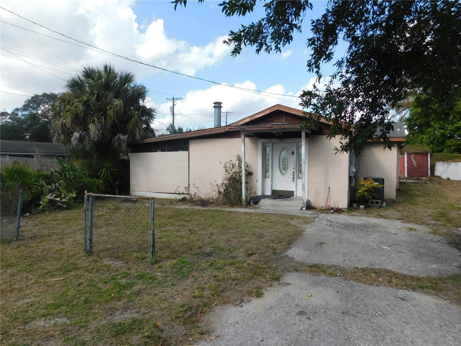 Property Photo:  2002 E Okaloosa Avenue  FL 33604 