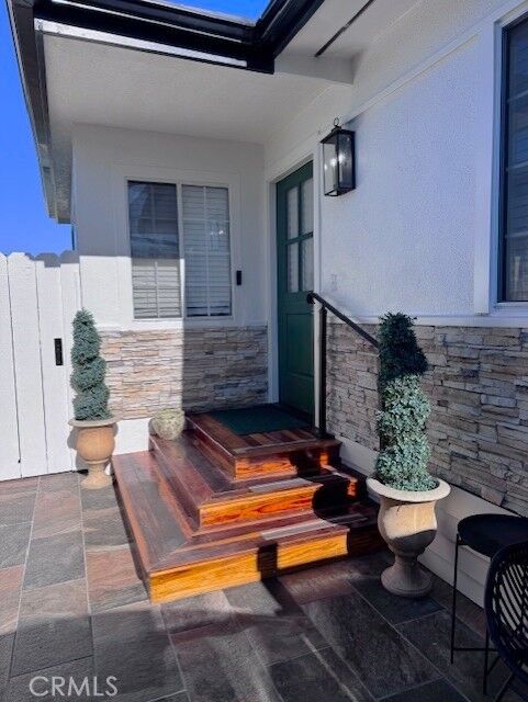 Property Photo:  100 Yorktown  CA 92660 