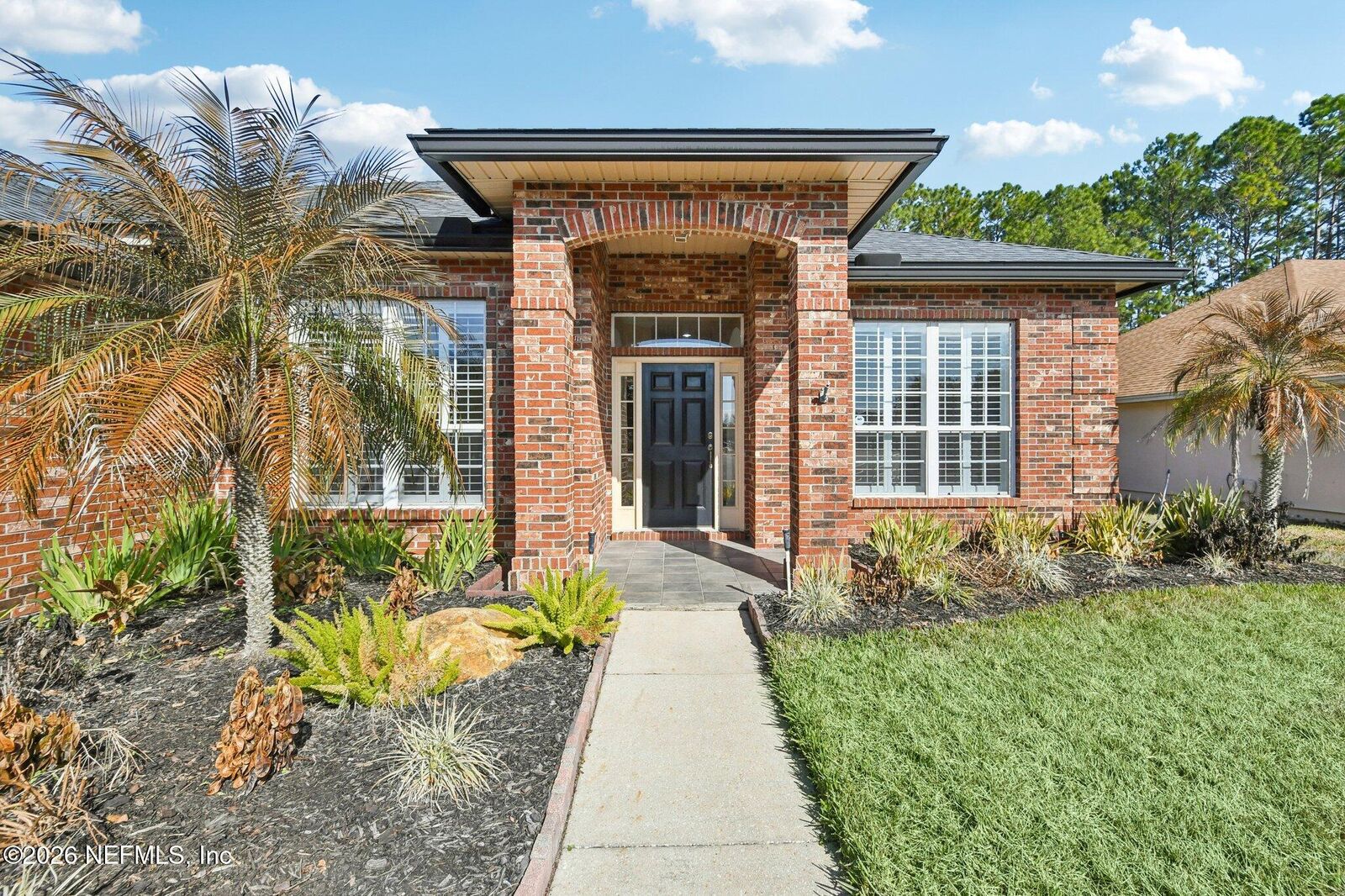 Property Photo: 145 Lake Run Boulevard FL 32218