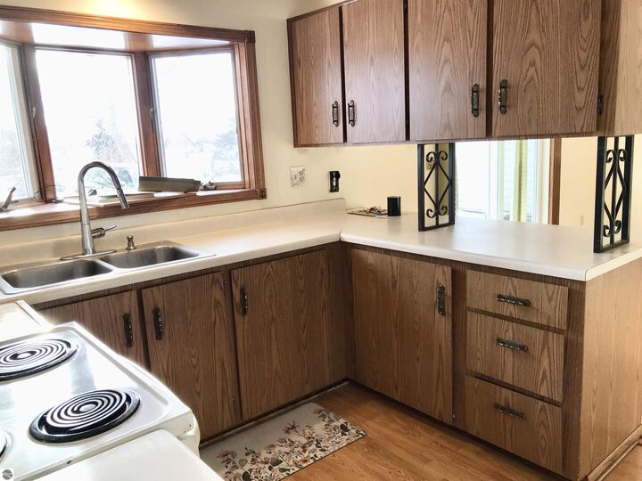 Property Photo:  2415 50th Avenue  MI 48850 