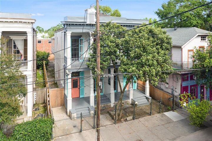 Property Photo:  1414 Magazine Street 4  LA 70130 