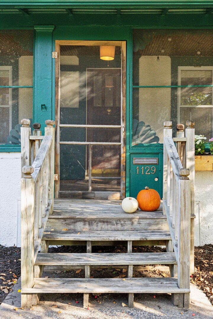 Property Photo: 1129 Randolph Avenue MN 55105