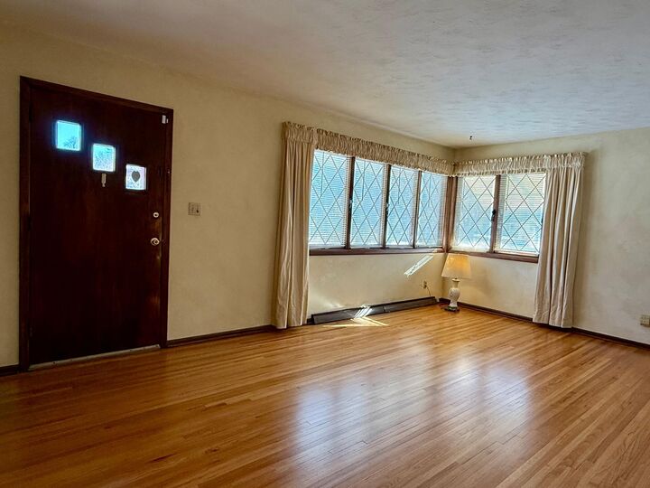 Property Photo:  483 Birmingham Street  MN 55106 