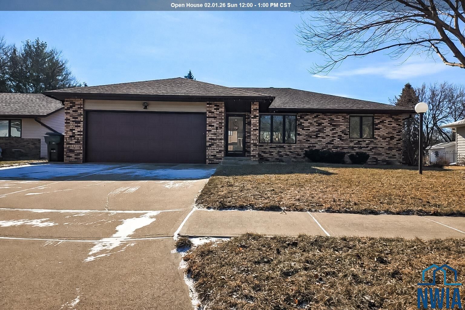 Property Photo: 4416 46th Street Ct IA 51108