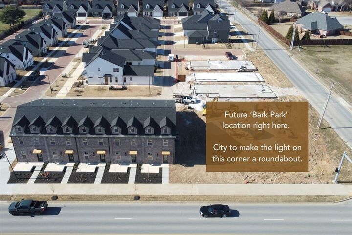 Property Photo:  5902-5910 S Bellview Road  AR 72758 