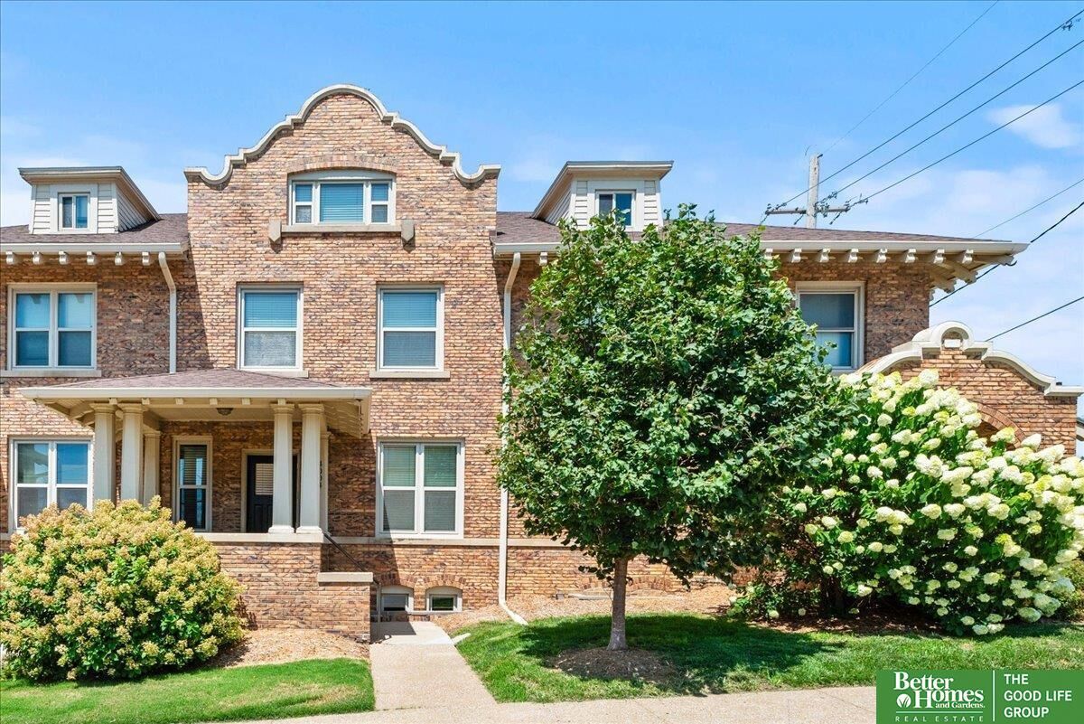 Property Photo:  4004 Harney Street  NE 68131 