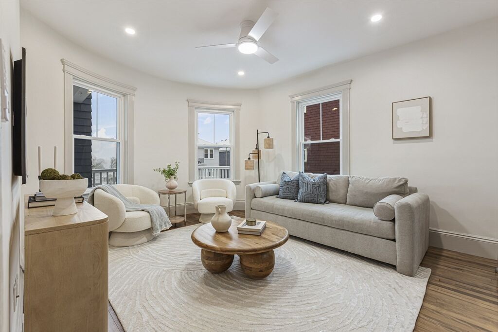 Property Photo:  41 Westmoreland 1  MA 02124 