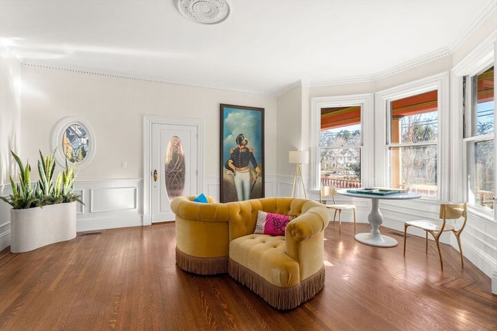 Property Photo:  929 Beacon St  MA 02459 