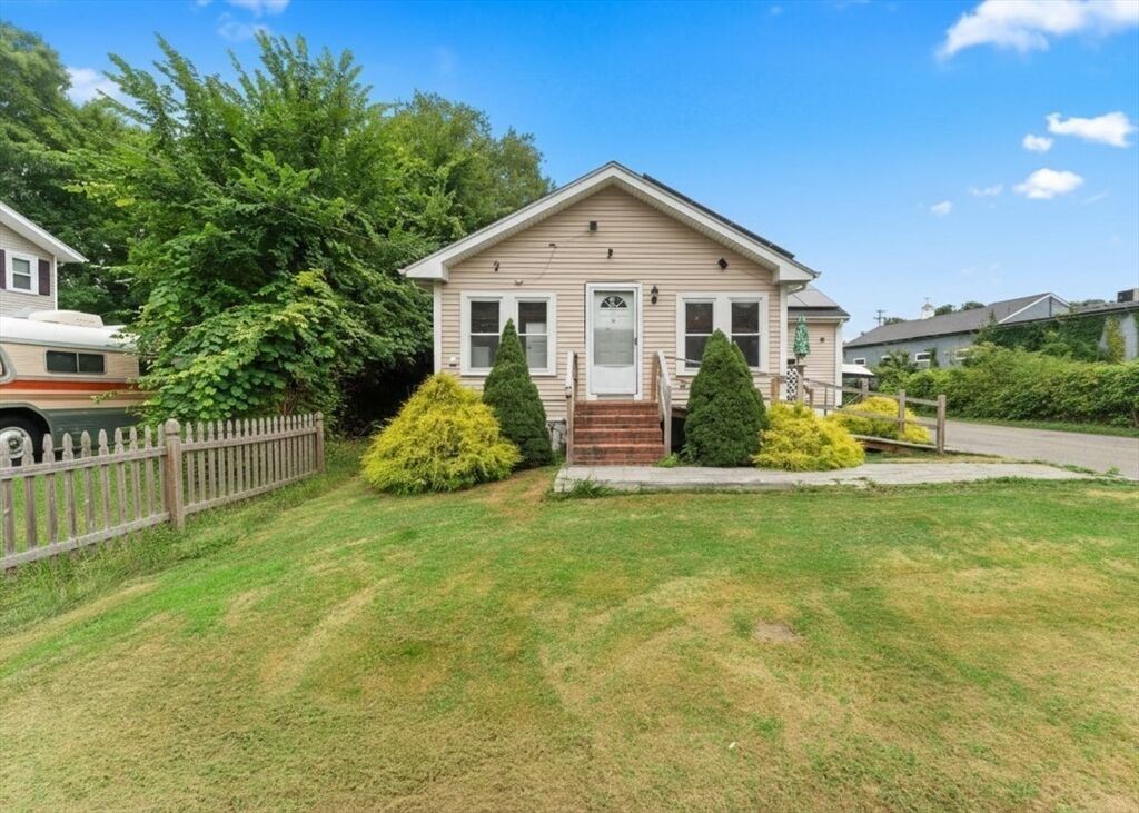 Property Photo:  18 Edinboro  MA 02301 