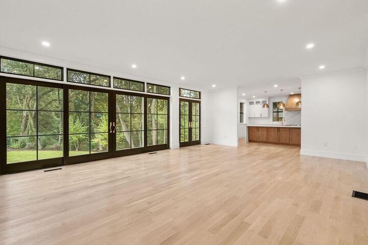 Property Photo:  365 Worcester St  MA 02481 