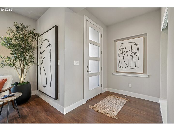 Property Photo: 16512 SE Pleasant Valley Pkwy OR 97086