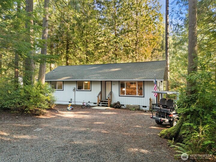 Property Photo:  664 E Portage Road  WA 98584 