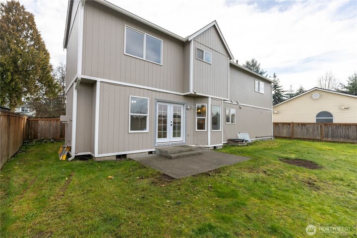 Property Photo:  2301  148th Street E  WA 98445 