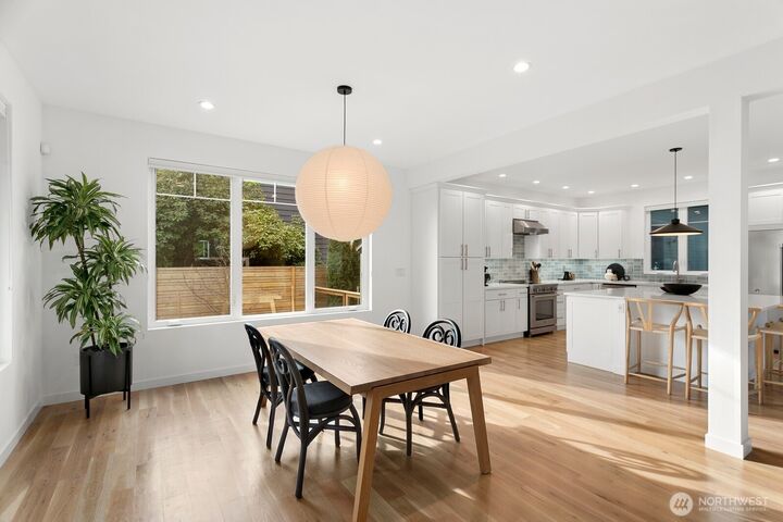 Property Photo:  10419  41st Avenue SW  WA 98146 