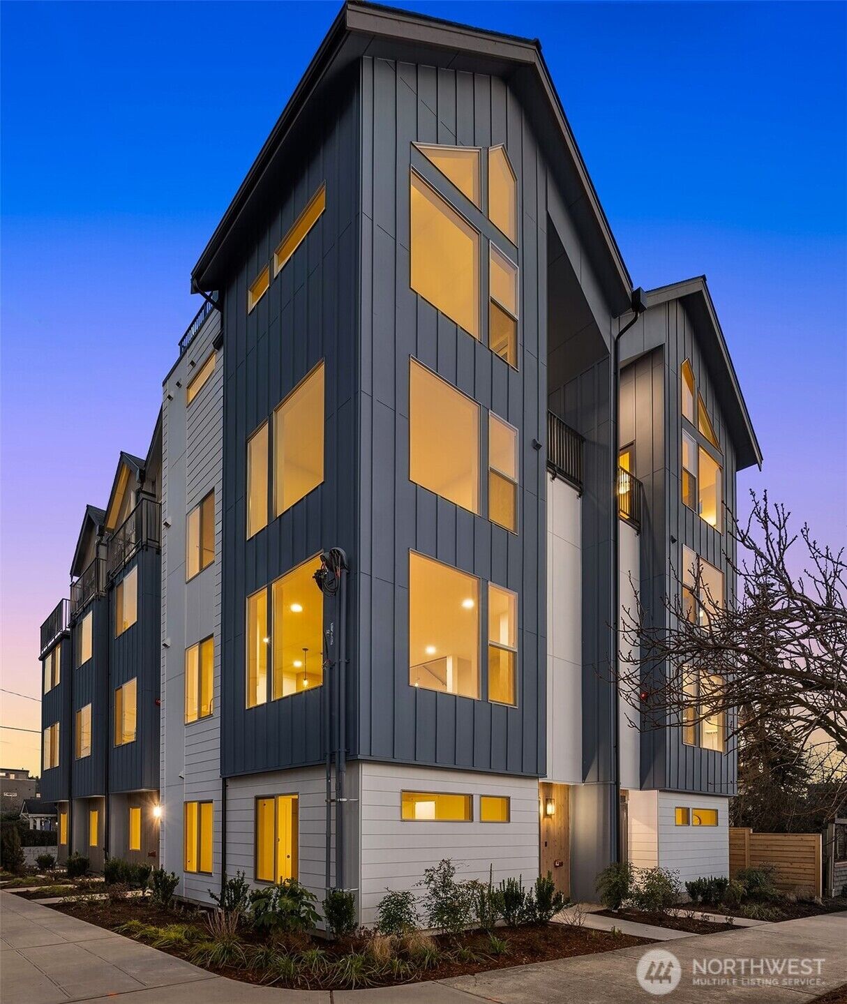 Property Photo:  5716  14th Avenue NW  WA 98107 