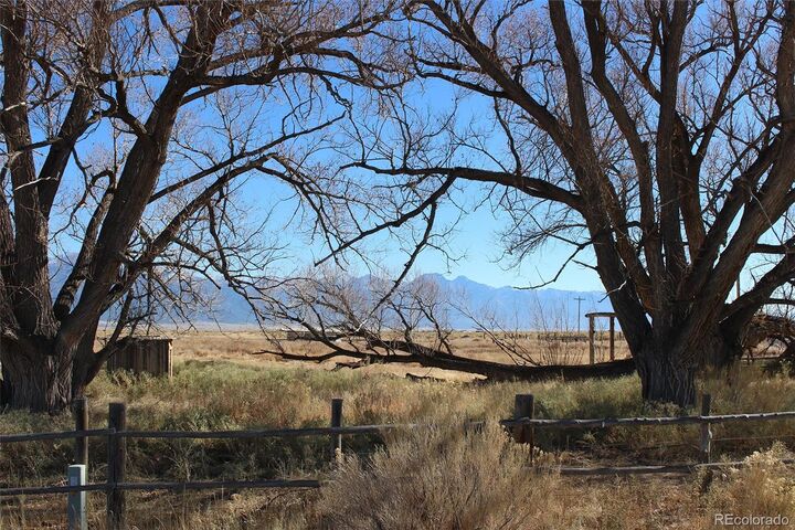 Property Photo:  20520 County Road 59  CO 81143 