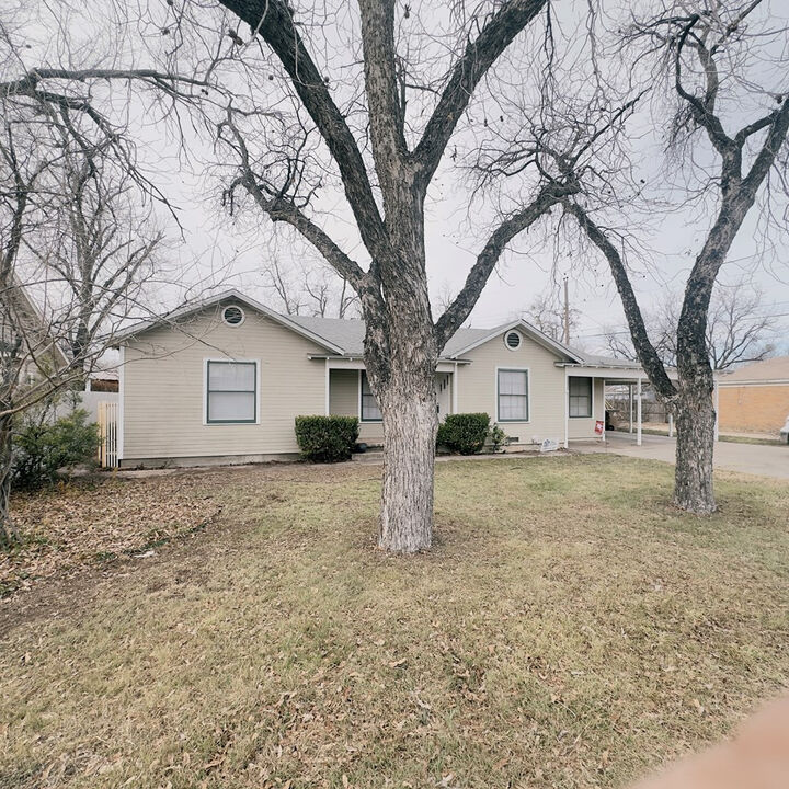 Property Photo:  409 N Pierce Street  TX 76901 