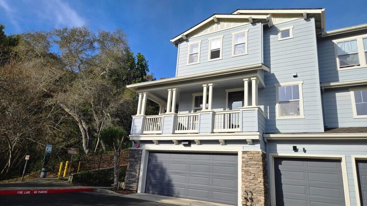 Property Photo: 1100 Live Oak Way 1104 CA 94002