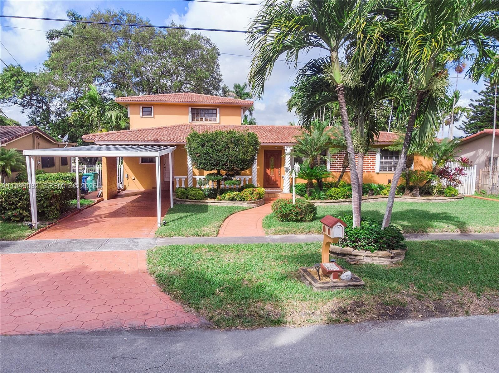 Property Photo:  1231 NW 88th St  FL 33147 