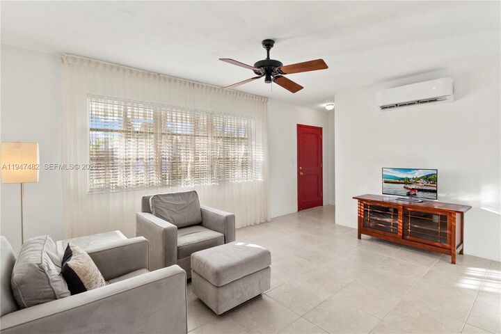 Property Photo:  1541 NW 83rd Way  FL 33024 