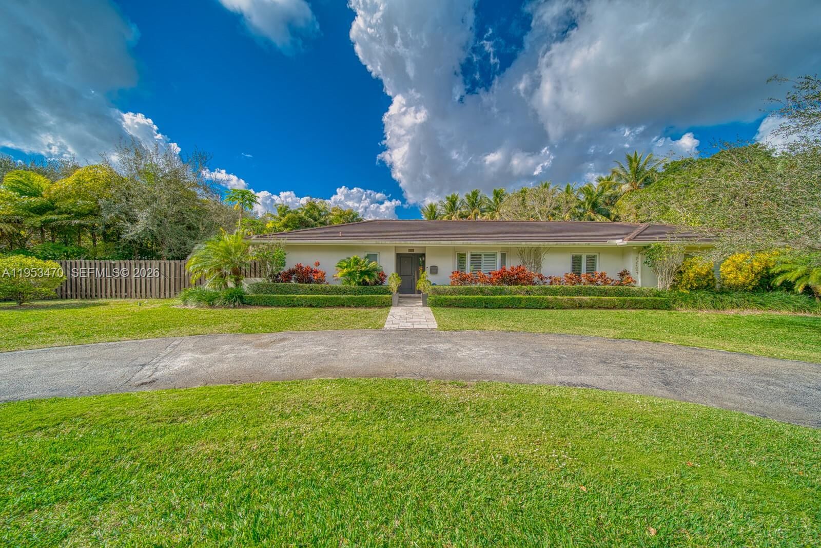 Property Photo:  9750 SW 96 Ct  FL 33176 