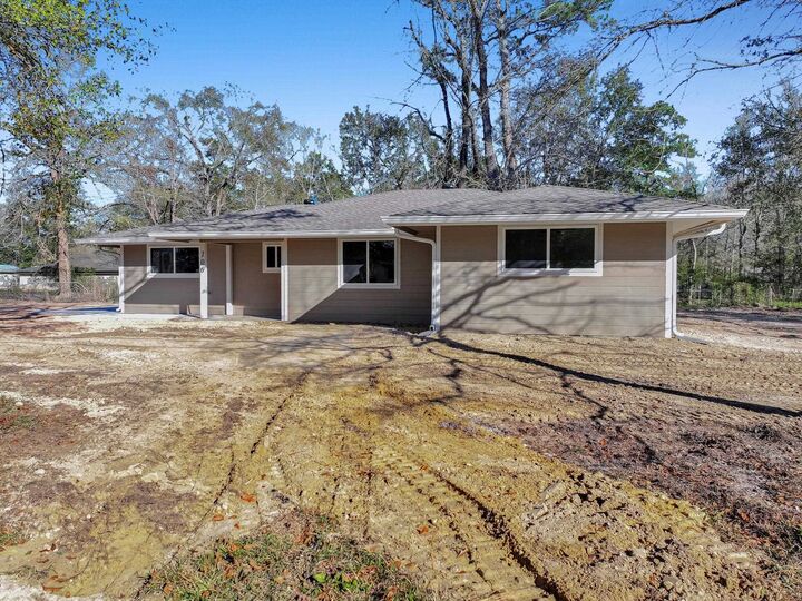 Property Photo:  106 Cherry Dr.  TX 77657 