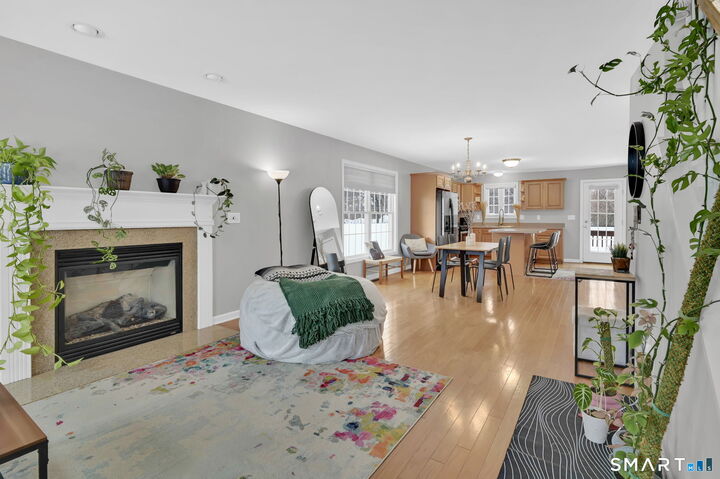 Property Photo:  12 Elizabeth Lane 12  CT 06066 