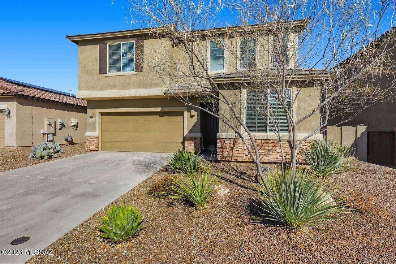 Property Photo: 986 W Calle Moa AZ 85629