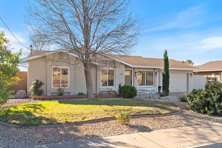 Property Photo: 372 E 400 S UT 84738