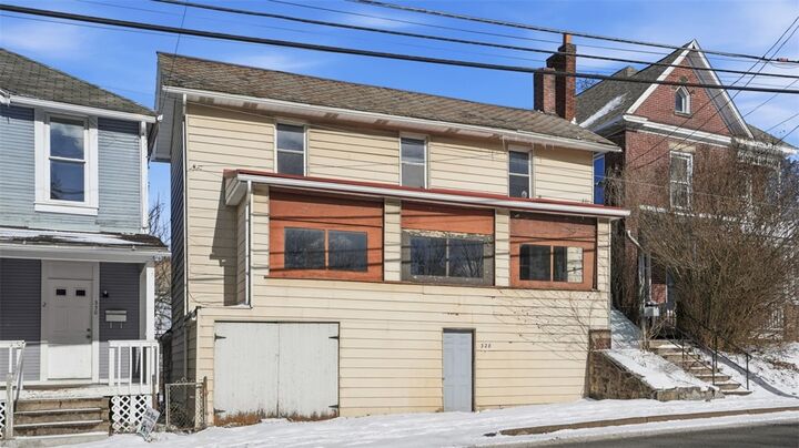 Property Photo:  328 W New Castle  PA 16001 